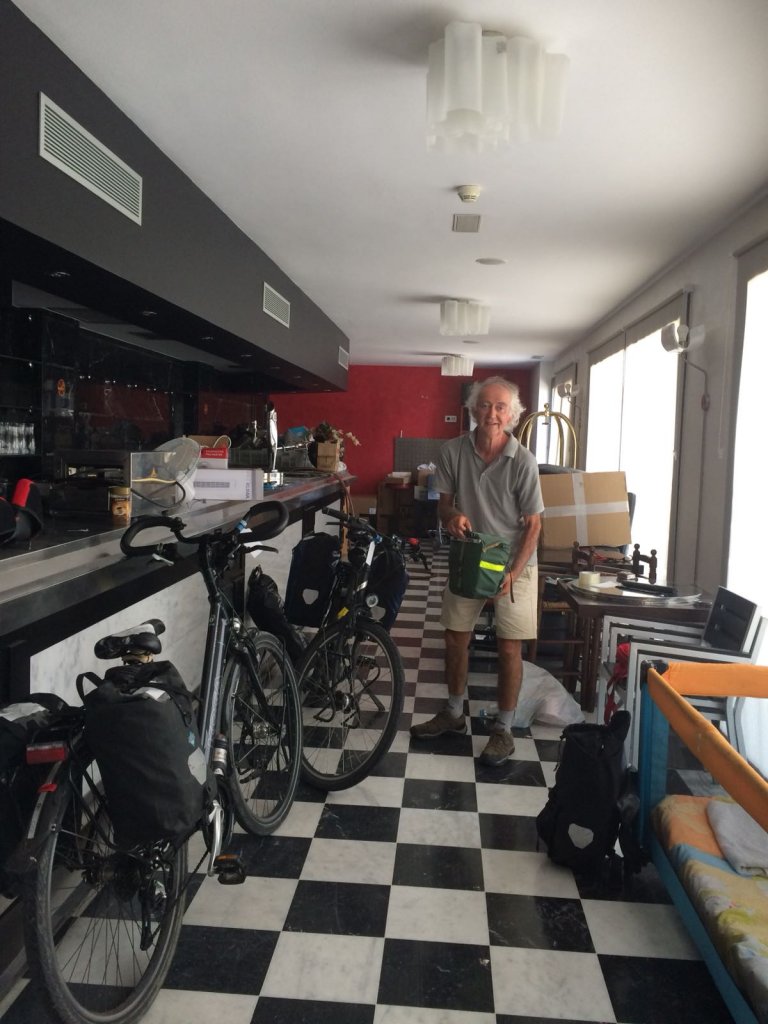 In het hotel spullen selecteren 